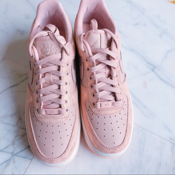 Air Force 1 ‘07 PRM - Picture 4 of 8